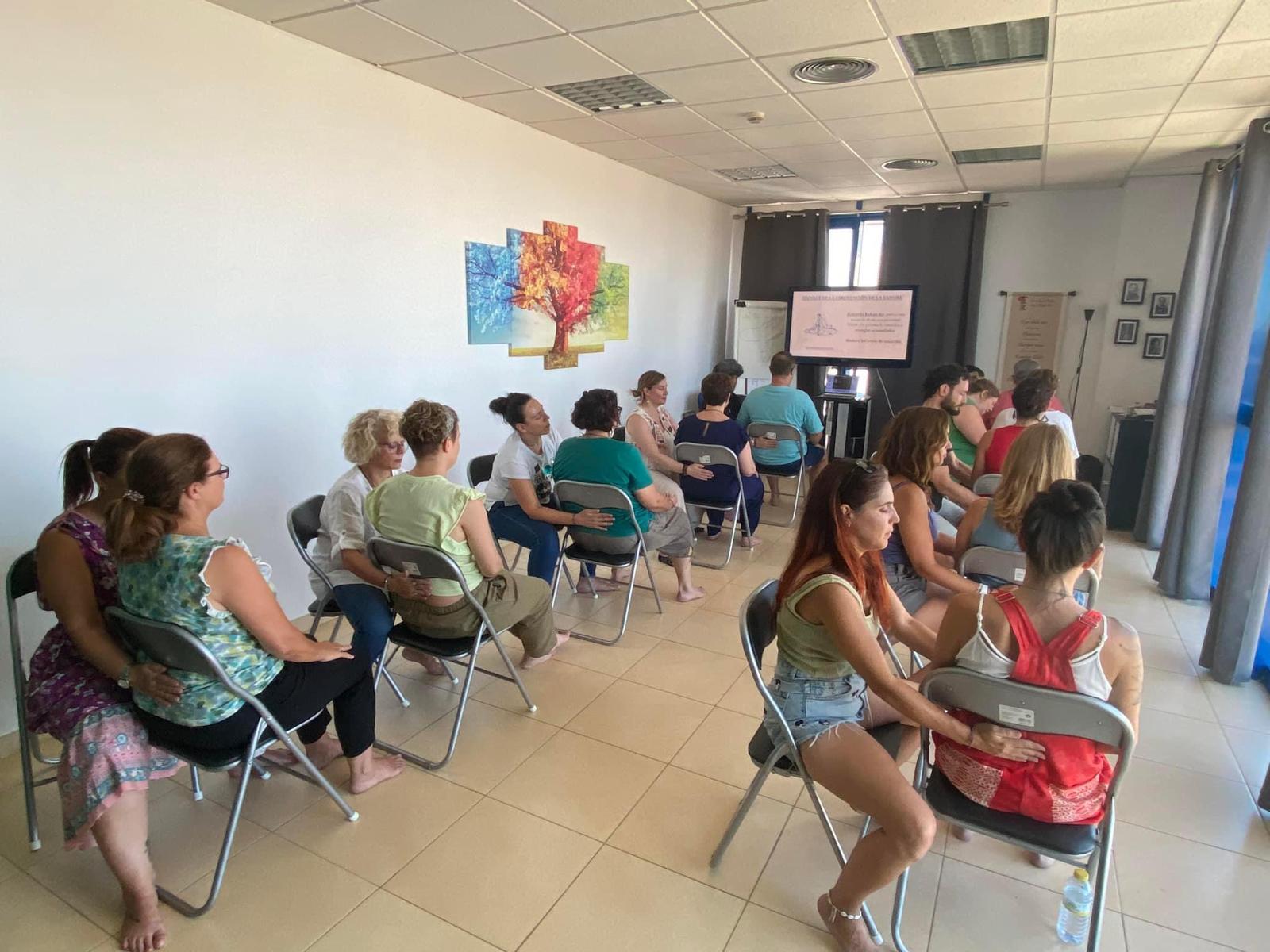 Momento durante una formación presencial 39