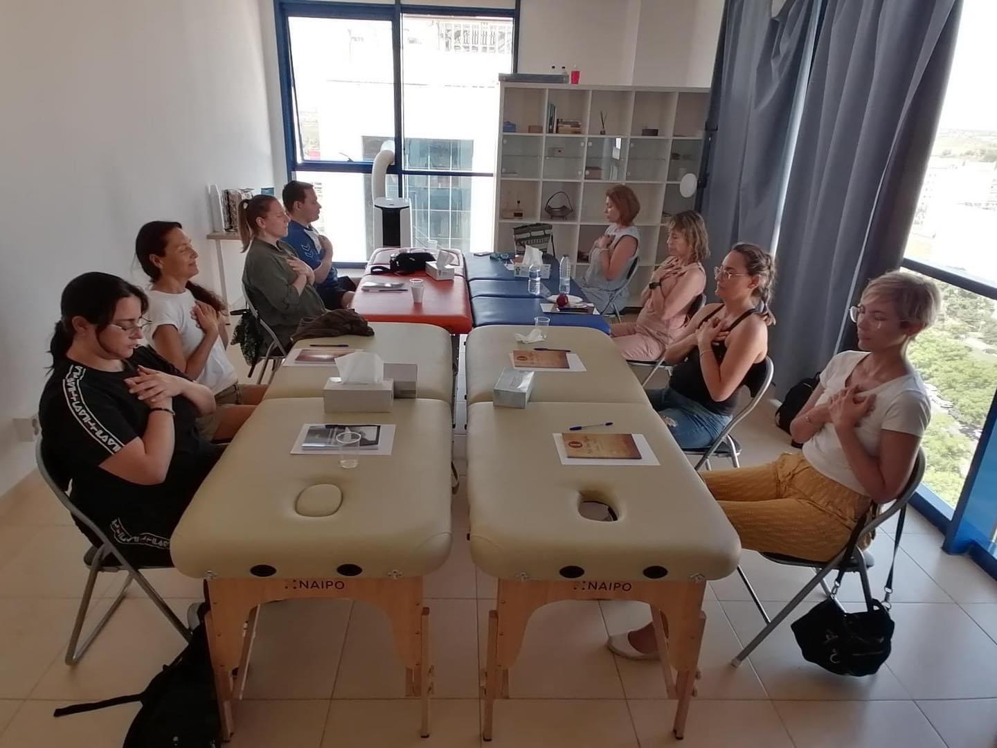 Momento durante una formación presencial 40